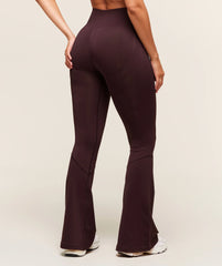 Everyday Seamless Flared Leggings